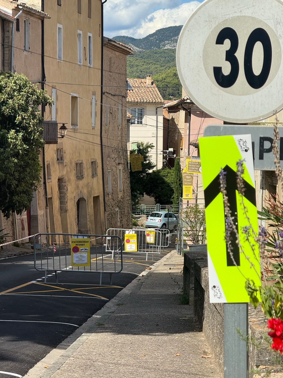 Full size image for Ventoux via Maulucene
